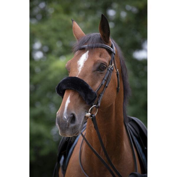 Cubre muserola teddy full negro EQUITHEME